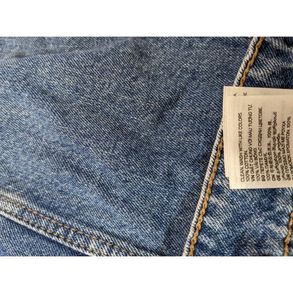 Divided by H&M Denim Mini Skirt Size 6 Blue Medium Wash Button Front Casual Work - Picture 5 of 9